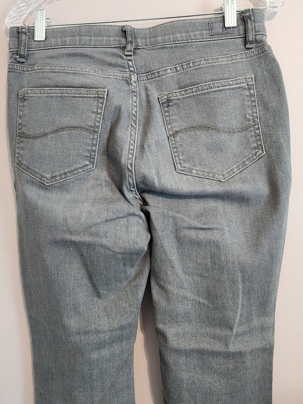2/$25 Lee Regular Fit Straight Leg Gray Mid Rise Jeans Size 6 Short Petite - Picture 7 of 11